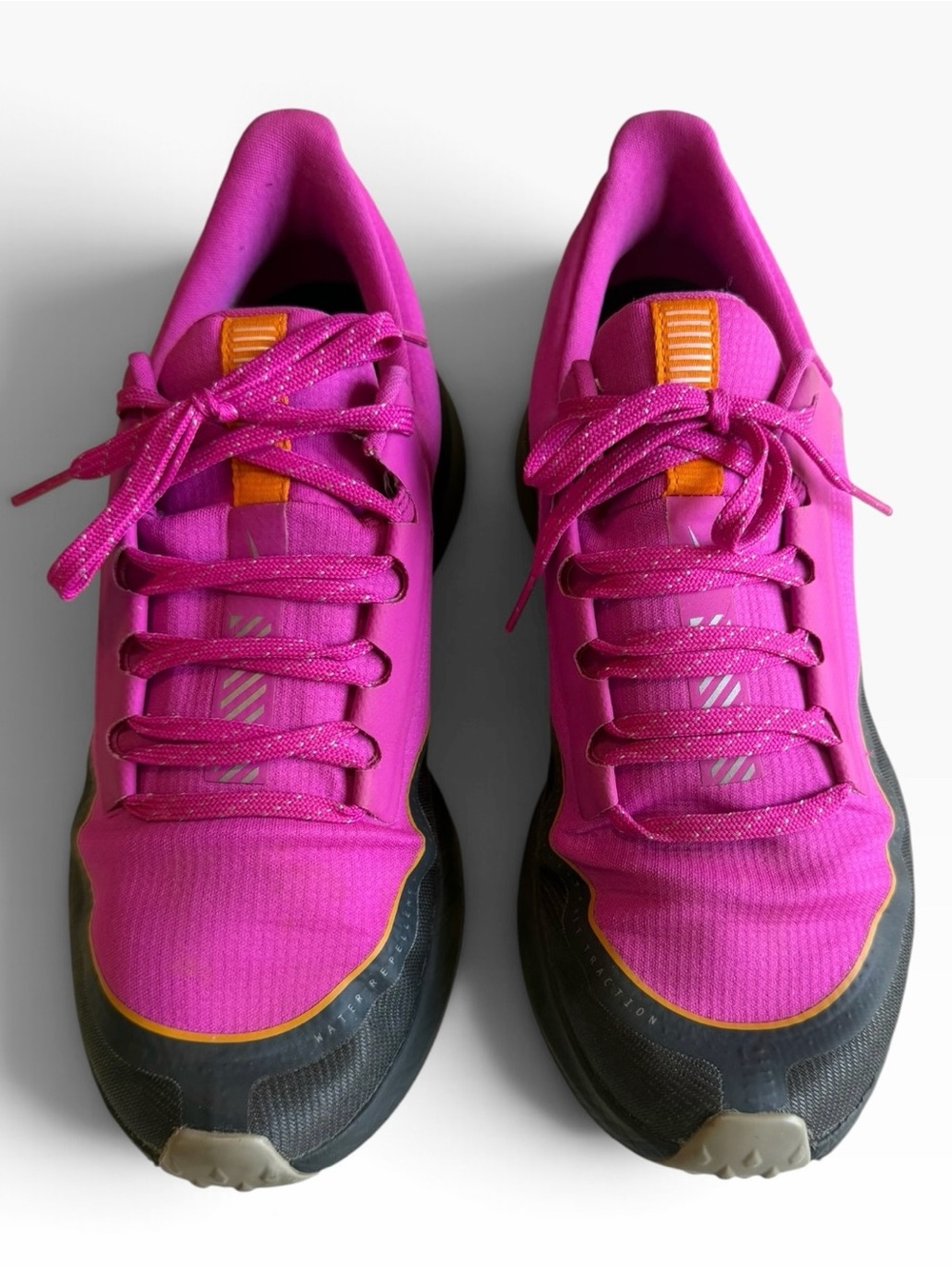 Nike Women's Kyrie 7 Basketball Trainers Size 9